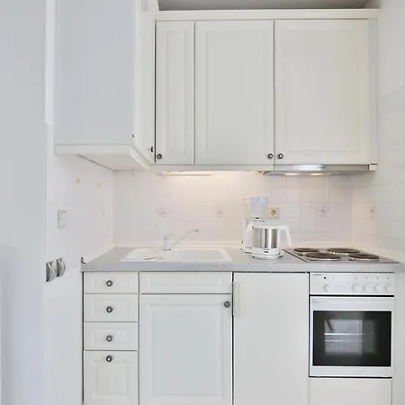 Gorch-fock-strasse 16 Gorch-fock-str 16 4 Apartment *