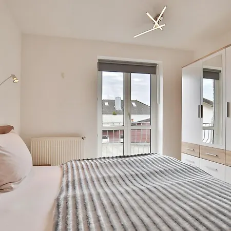 Gorch-fock-strasse 16 Gorch-fock-str 16 4 Apartment *